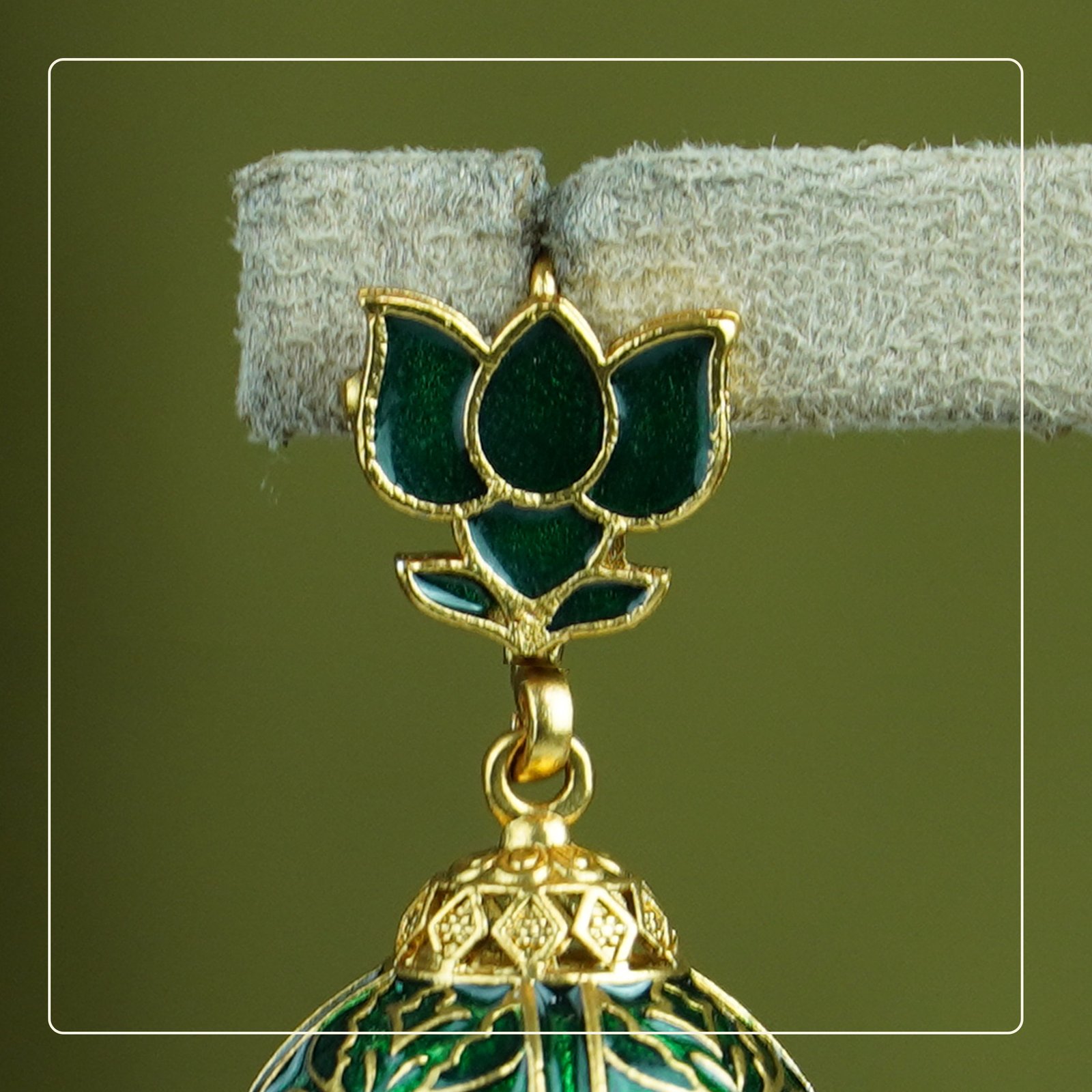 GNFgjA53_GIMH9N1BO6_2025-10-06_2.jpg Padmita Palakka Lotus Hook-Style Matte Finish Jhumki | Divine Festive Collection
